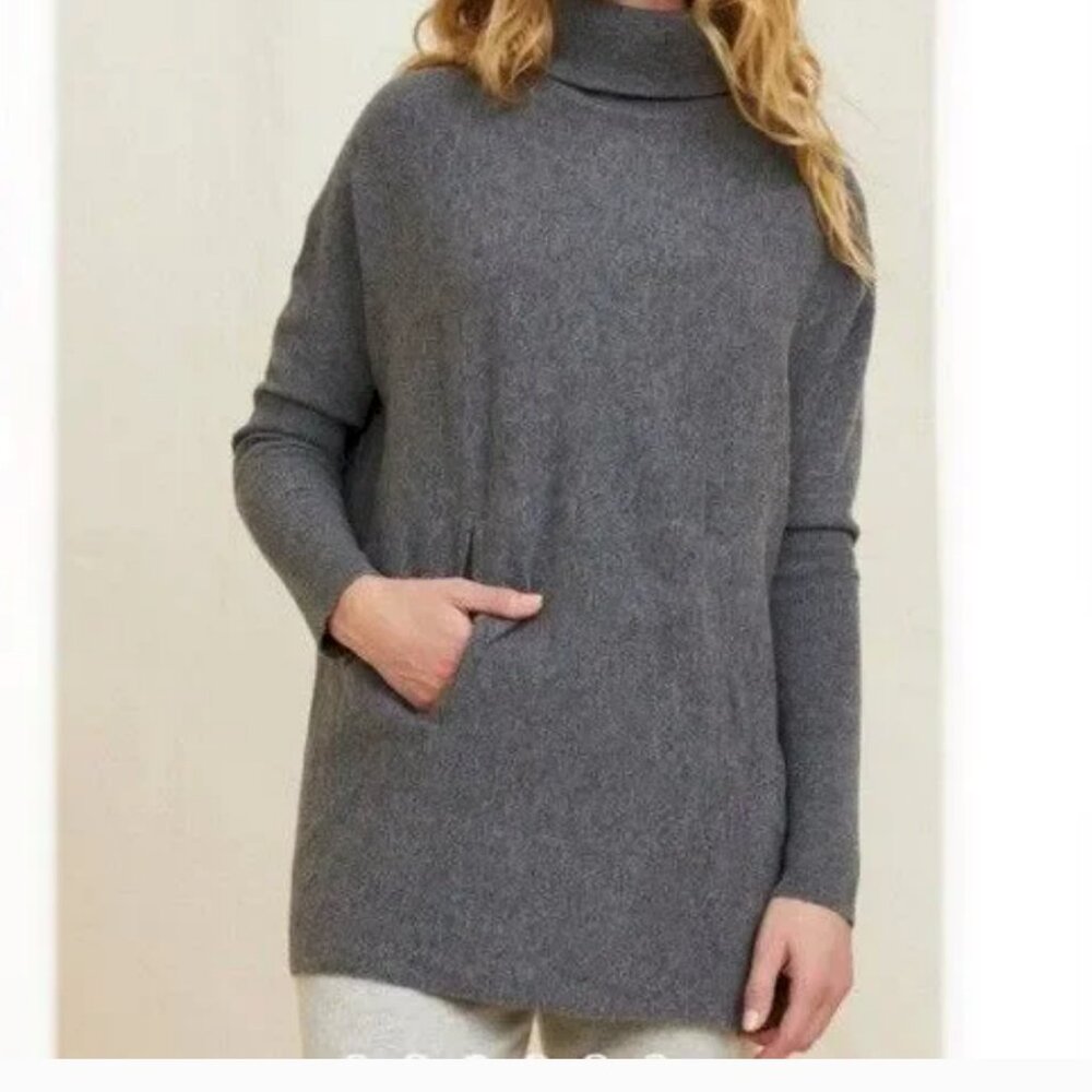 Garnet Hill Oversized Turtleneck Sweater M Wool Cashmere Tunic Kangaroo Pocket